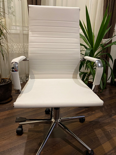 Компьютерное кресло Reus черная сетка / хром фото покупателя 16