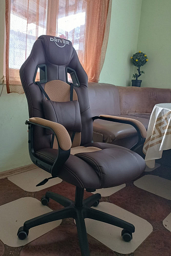 Компьютерное кресло Driver/Драйвер кожзам черный / ткань черный фото покупателя 61