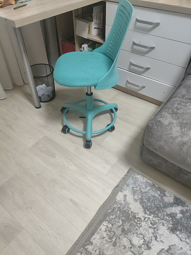 Компьютерное кресло Kiddy салатовое ткань (сетка) фото покупателя 8