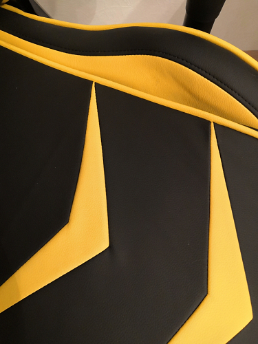 Компьютерное кресло Racer черное / голубое фото покупателя 162