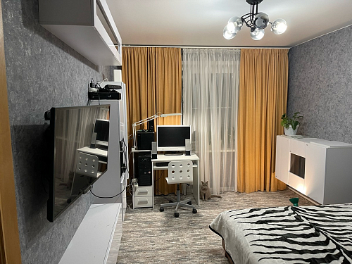 Стол компьютерный Джаз-24 правый белый фото покупателя 133