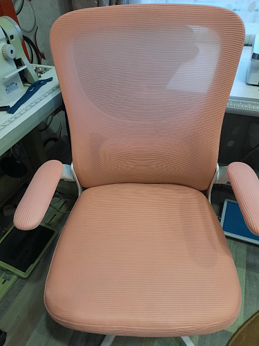 Компьютерное кресло Konfi light gray / white фото покупателя 113
