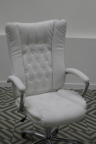 Компьютерное кресло Blant белое из шоурума 1