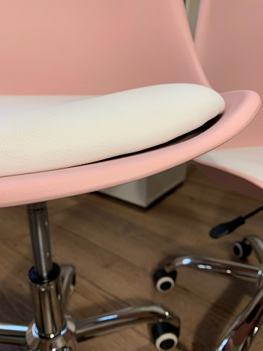 Компьютерное кресло Kolin с подушкой clear / white фото покупателя 376