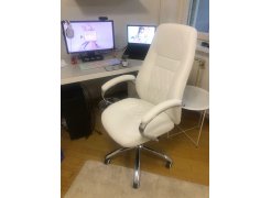 Компьютерное кресло Aragon белое фото покупателя 170