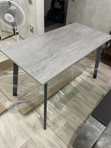 Стол Тринити Лофт 120 32 мм бетон / черный матовый фото покупателя 281