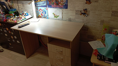 Стол письменный Бриз МДФ волна лайм / ясень светлый фото покупателя 250