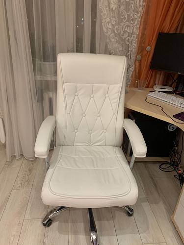 Компьютерное кресло Class white фото покупателя 7
