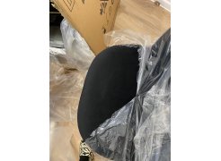 Стул на металлокаркасе Gabi 1 бежевый / черный с серебряными наконечниками фото покупателя 545