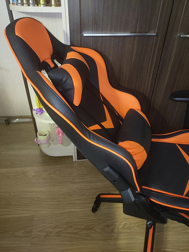 Компьютерное кресло Racer черное / голубое фото покупателя 72