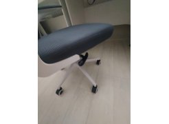 Компьютерное кресло Konfi light gray / white фото покупателя 24