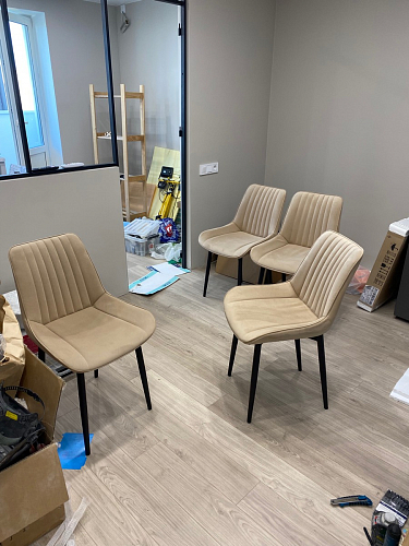 Стул на металлокаркасе Седа 360 К латте (velutto 08) / белый фото покупателя 147