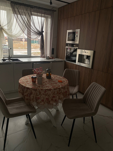 Стул на металлокаркасе Седа 360 К латте (velutto 08) / белый фото покупателя 273