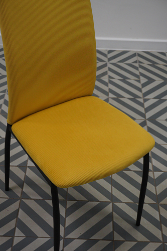 Стул на металлокаркасе Tod light blue / yellow / black из шоурума 1