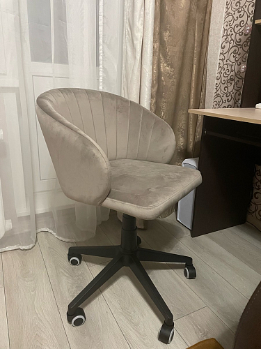 Компьютерное кресло Пард экокожа белый фото покупателя 30