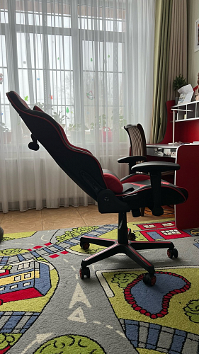 Компьютерное кресло Racer черное / красное фото покупателя 80