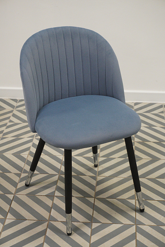 Стул на металлокаркасе Gabi 1 light blue / black / gold из шоурума 4