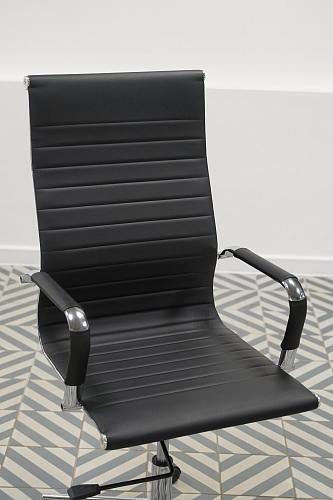 Компьютерное кресло Reus black / chrome из шоурума 1