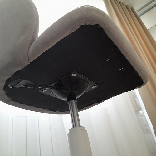 Компьютерное кресло Пард confetti silver серый / черный фото покупателя 119