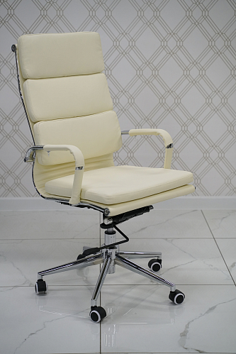 Компьютерное кресло Samora кремовое из шоурума 1