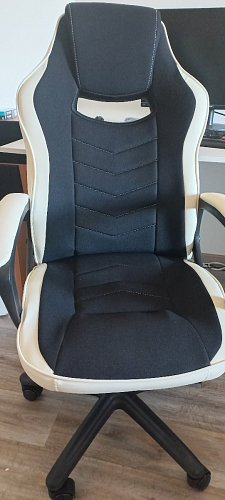 Компьютерное кресло Gamer черное / бежевое фото покупателя 101