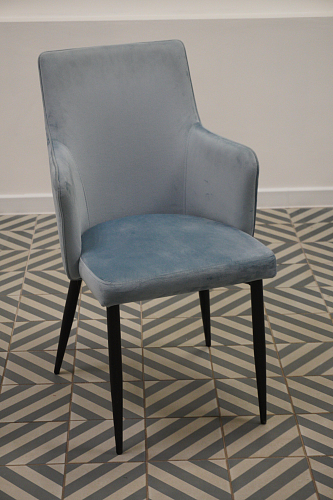 Стул на металлокаркасе Benza blue из шоурума 4