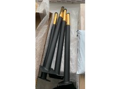 Стул на металлокаркасе Gabi 1 бежевый / черный с серебряными наконечниками фото покупателя 338