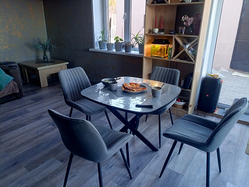 Стул на металлокаркасе Седа 360 К латте (velutto 08) / белый фото покупателя 345