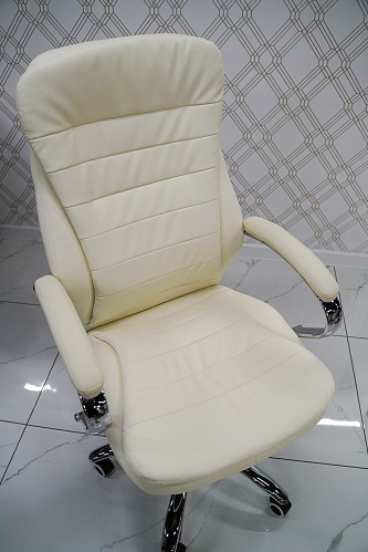 Компьютерное кресло Tomar серое из шоурума 4