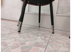 Стул на металлокаркасе Gabi 1 бежевый / черный с серебряными наконечниками фото покупателя 95