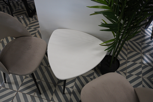 Журнальный столик М 005.1А65 белый глянец из шоурума 3