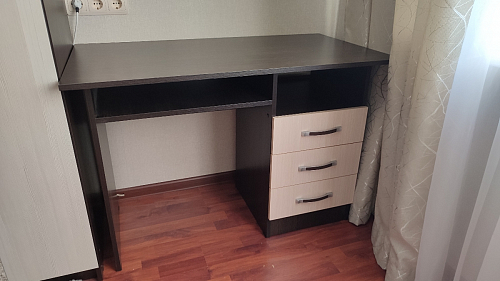 Стол письменный Бриз МДФ волна лайм / ясень светлый фото покупателя 70