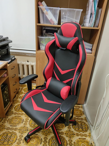 Компьютерное кресло Racer черное / голубое фото покупателя 15