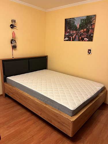 Двуспальная кровать Клауд 160х200 парящая дуб крафт золотой / антрацит фото покупателя 38