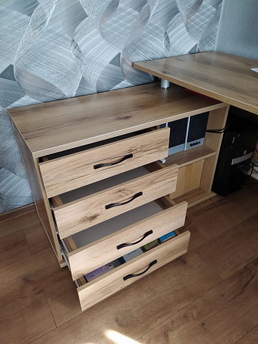 Компьютерный стол КСТ-109П правый венге фото покупателя 19