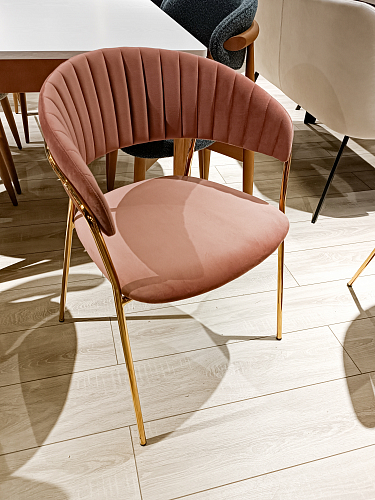 Кресло Turin пудровый / золото из шоурума 1
