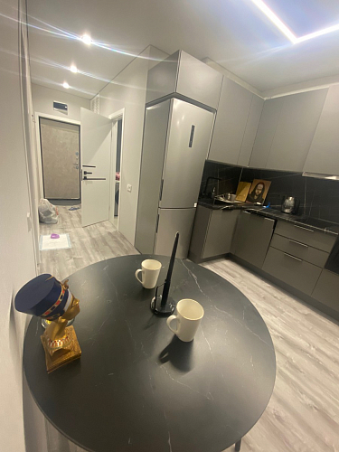 Стеклянный стол Абилин 100(140)х100х76 мрамор черный / черный матовый фото покупателя 50