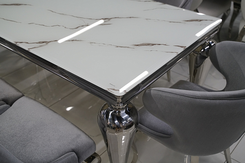 Стеклянный стол Vase белый из шоурума 2