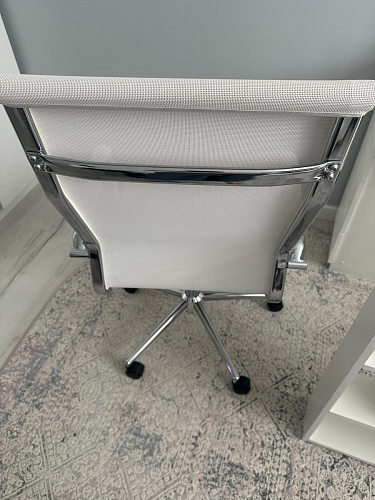 Компьютерное кресло Reus черная сетка / хром фото покупателя 80