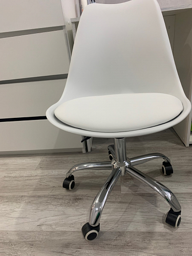 Компьютерное кресло Kolin с подушкой clear / white фото покупателя 394