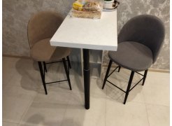 Барный стул Амизуре катания изумруд / черный матовый фото покупателя 6