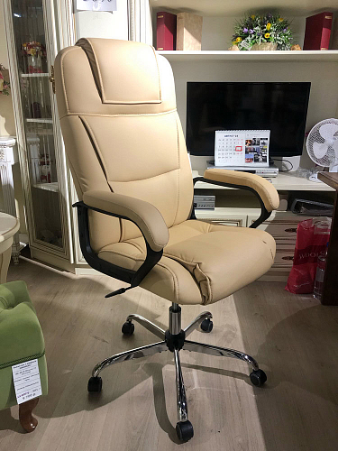 Компьютерное кресло Bergamo велюр бежевое фото покупателя 4