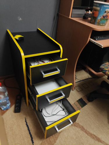 Тумба Ханна черная / красная  - Уцененный экземпляр фото покупателя 145