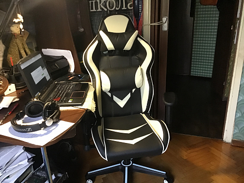 Компьютерное кресло Racer черный / красный / бежевый фото покупателя 114