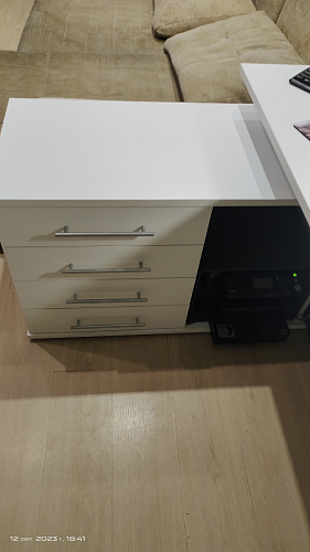 Компьютерный стол с тумбой КСТ-109 тумба слева фото покупателя 95