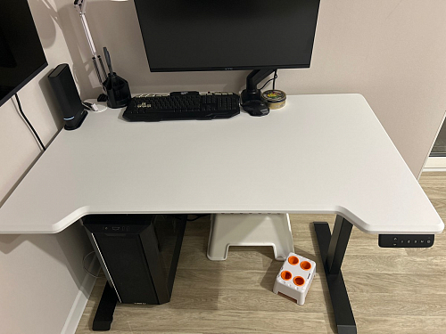 Компьютерный стол Маркос с механизмом подъема 140х80х75 орех кантри / белый фото покупателя 44