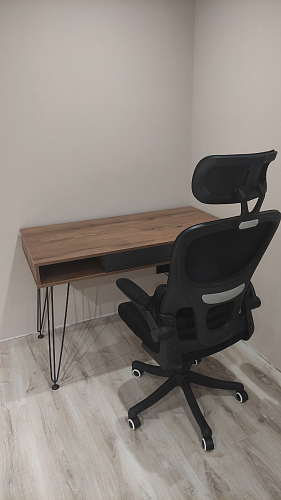 Письменный стол Хиргра 120х60х77 дуб табачный / графит / черный фото покупателя 2