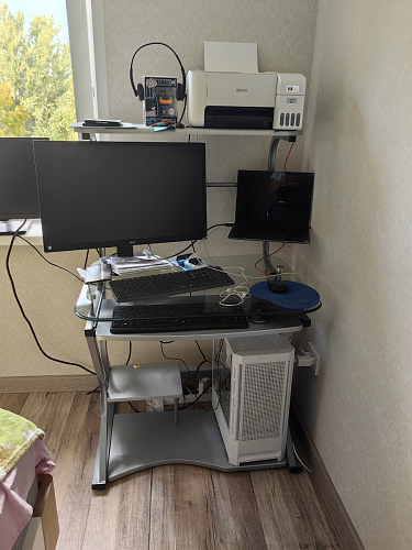 Компьютерный стол Roni black фото покупателя 3