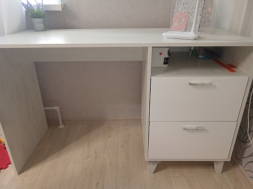 Письменный стол Эго Ст-3 на ножках бетон светлый / белый глянец фото покупателя 1