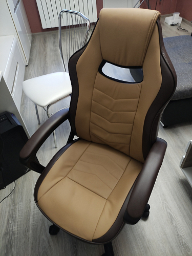 Компьютерное кресло Gamer черное / бежевое фото покупателя 2